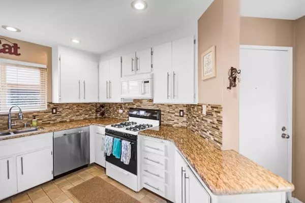 Indio, CA 92201,48255 Monroe ST #21