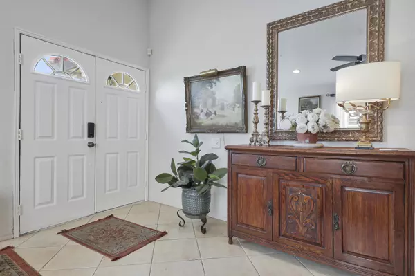 La Quinta, CA 92253,51545 Avenida Ramirez