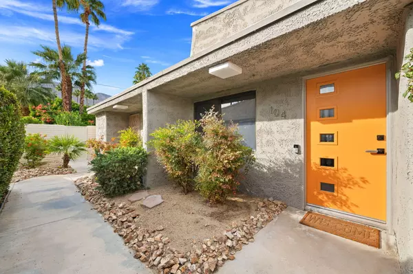 1111 E Ramon RD #104, Palm Springs, CA 92264