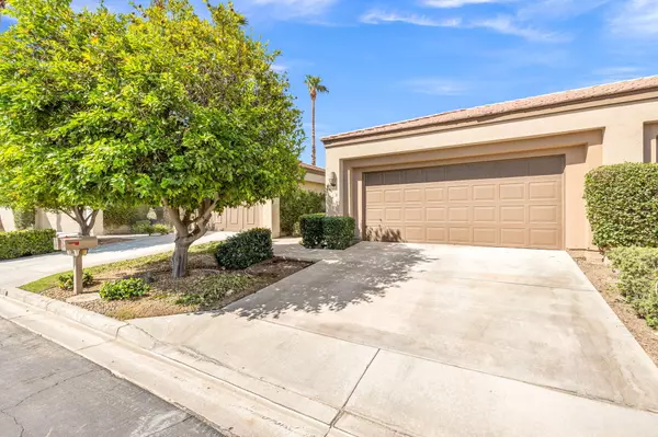 La Quinta, CA 92253,54575 Shoal CRK