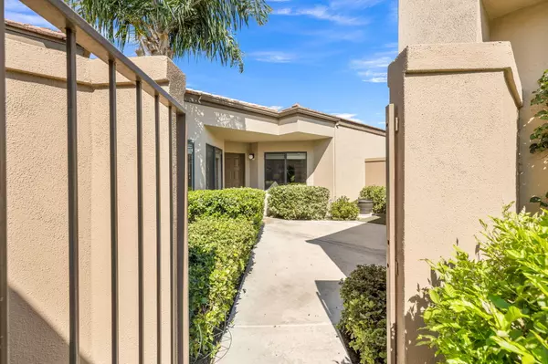 La Quinta, CA 92253,54575 Shoal CRK