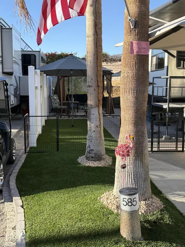 Cathedral City, CA 92234,69411 Ramon RD #585