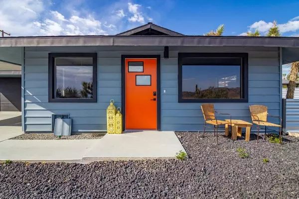 Joshua Tree, CA 92252,61455 Adobe DR