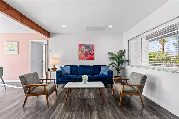 Palm Springs, CA 92262,359 W Bon Air DR