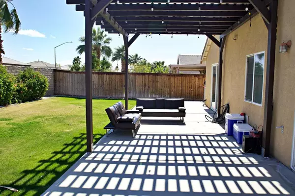 48404 La Playa ST, Coachella, CA 92236