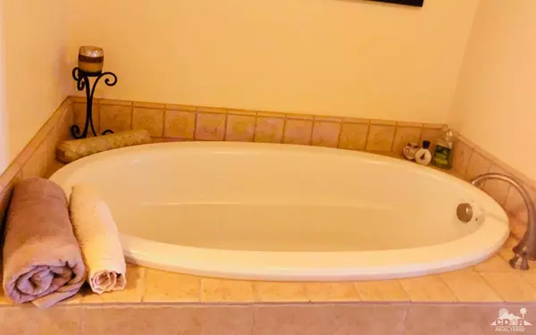 La Quinta, CA 92253,45245 Seeley DR #16a