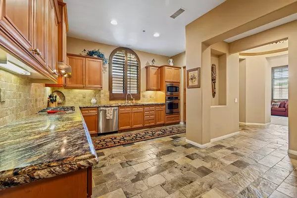 Palm Desert, CA 92260,6331 Via Stasera