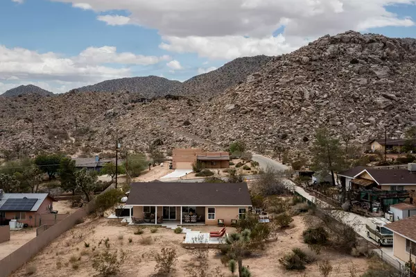 Joshua Tree, CA 92252,61148 Prescott TRL