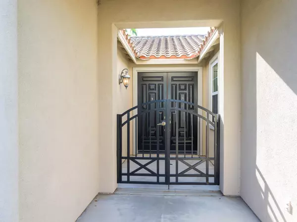 Cathedral City, CA 92234,67795 Via Seguro