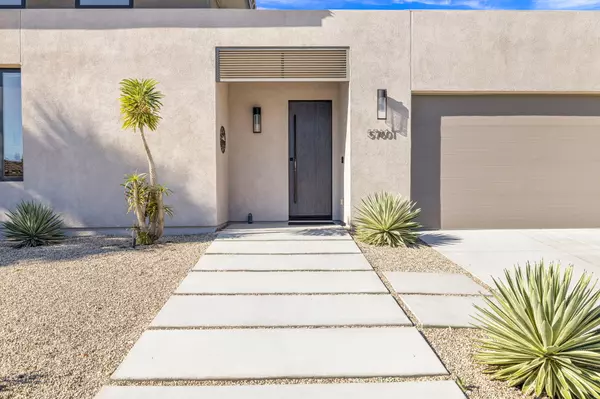 La Quinta, CA 92253,57601 Santo Thomas