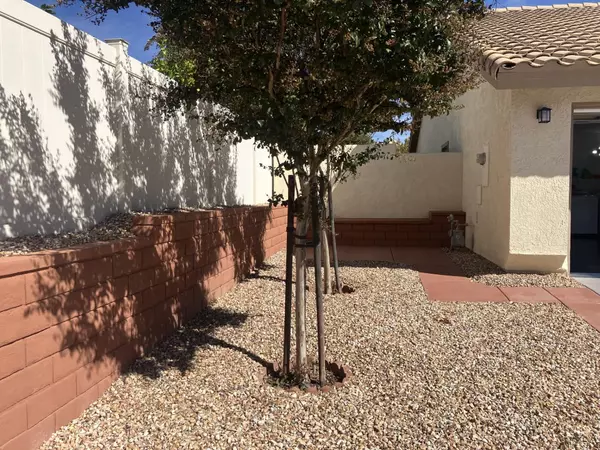 Banning, CA 92220,6063 Pebble Beach DR