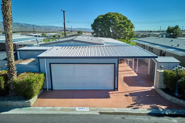 Thousand Palms, CA 92276,32880 Barcelona DR