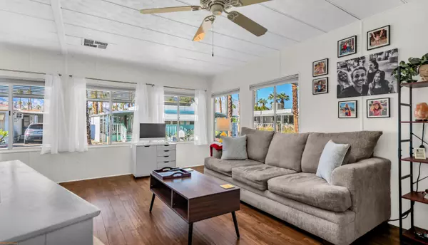 Cathedral City, CA 92234,421 Butterfield