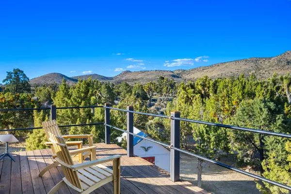 Pioneertown, CA 92268,1102 Burlington RD