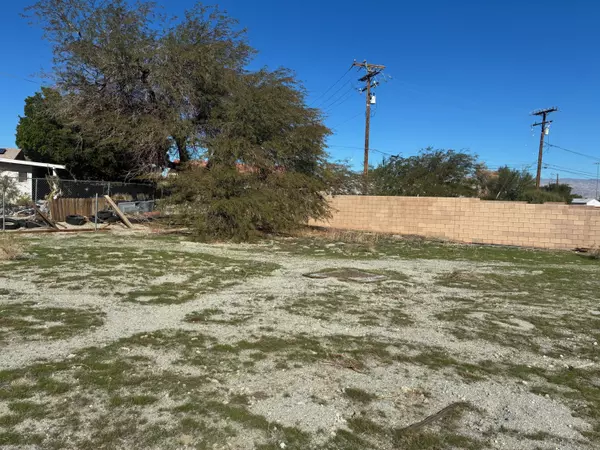 Palm Springs, CA 92262,550 W Sunview AVE