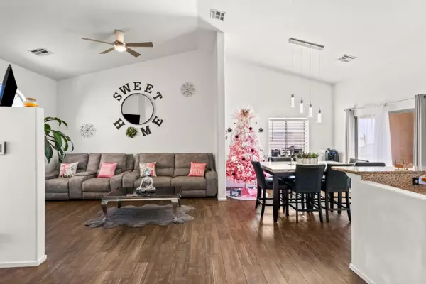 Desert Hot Springs, CA 92240,16443 Maunaloa RD