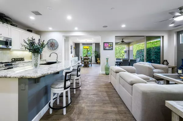 Indio, CA 92201,51287 Longmeadow ST