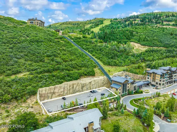 Park City, UT 84060,2310 Deer Valley Dr #3040