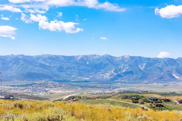 19 Sky View Dr, Wanship, UT 84017