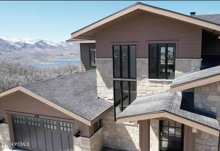 1295 East Lasso Trail, Hideout, UT 84036