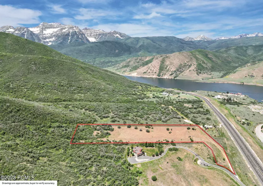 8120 S Lakeside Cir, Wallsburg, UT 84082