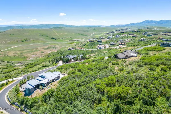 Park City, UT 84098,8077 N Sunrise Loop