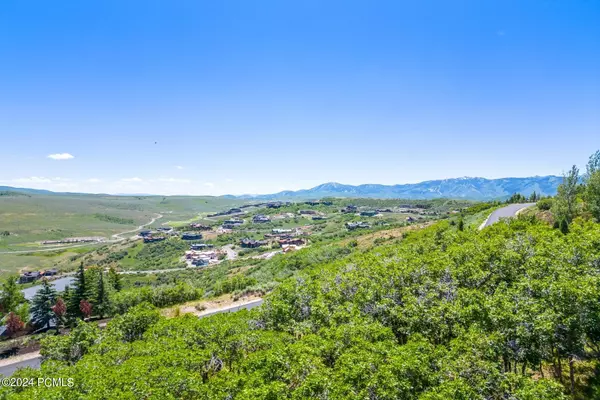 Park City, UT 84098,8077 N Sunrise Loop