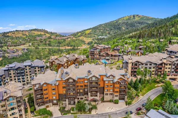 Park City, UT 84060,8894 Empire Club Dr #208