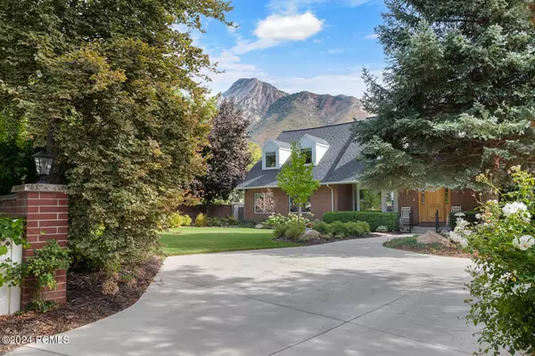 2508 E Murray Holladay Rd, Holladay, UT 84117