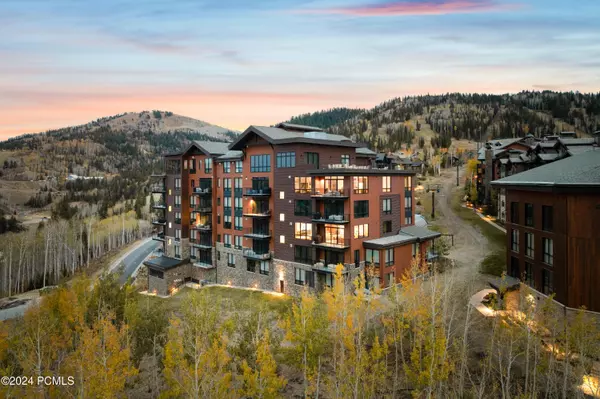 Park City, UT 84060,7677 Village Way ## 506