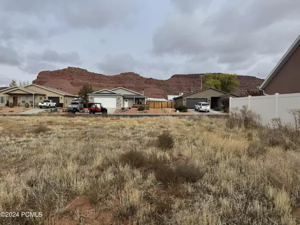 786 E Cedar Cir, Kanab, UT 84741