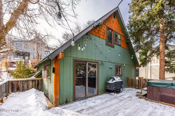 902 Woodside Ave, Park City, UT 84060