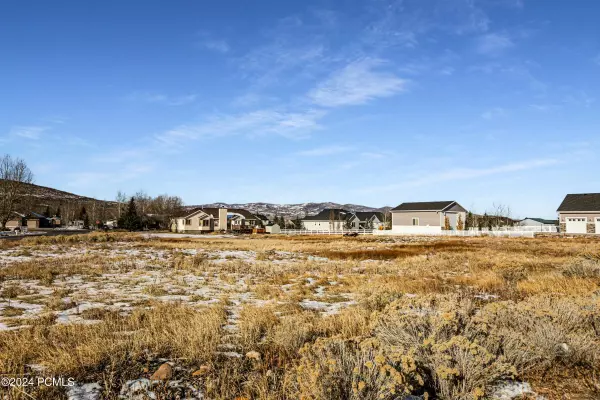 597 Spruce Way, Francis, UT 84036