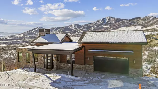 1307 Skyridge Dr, Mayflower Mountain, UT 84032