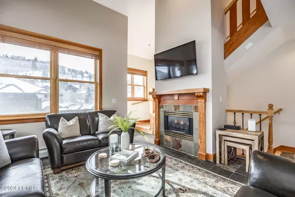 Park City, UT 84060,675 Deer Valley Dr ## 16