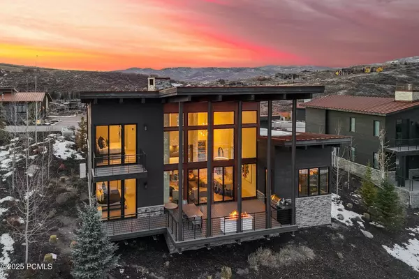 Park City, UT 84098,6926 Golden Bear Loop W