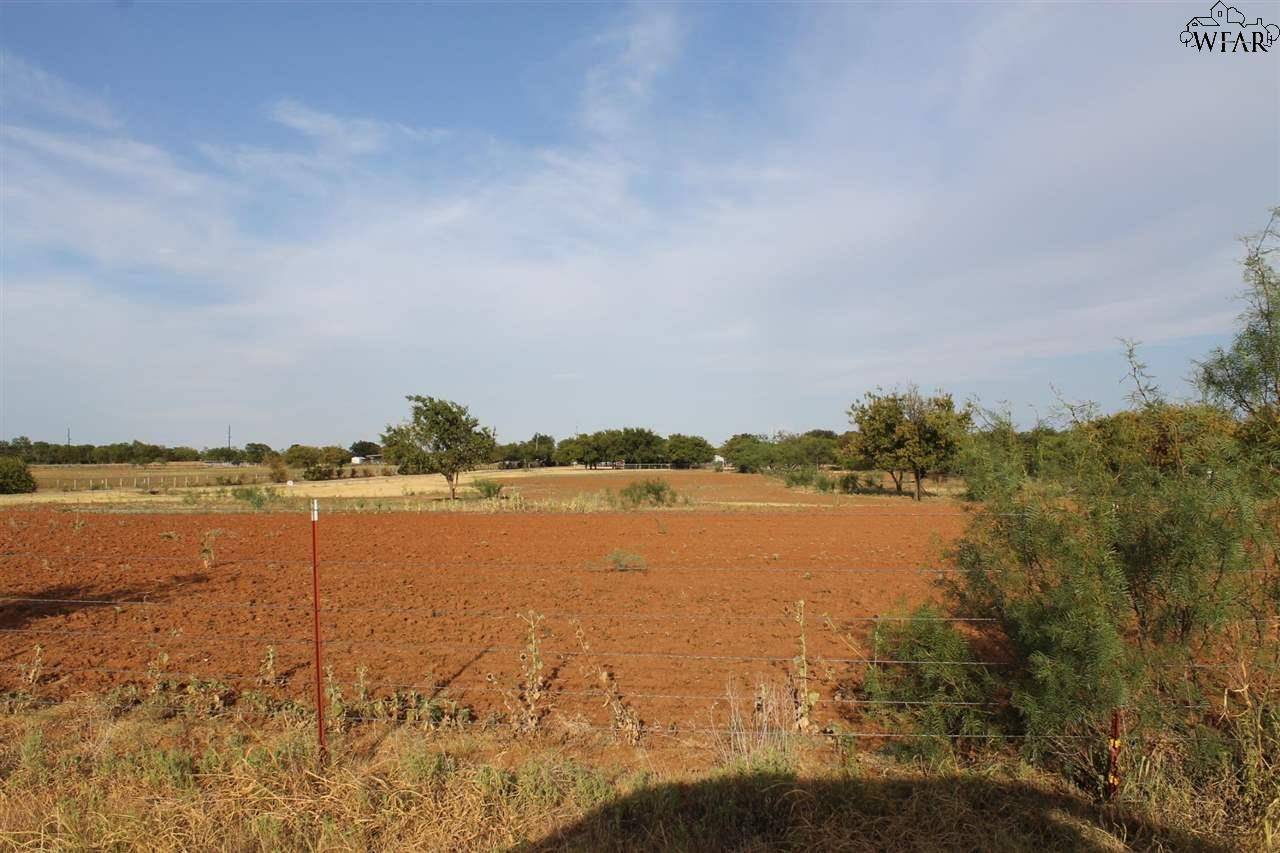Archer City, TX 76351,0 W CLINTON STREET