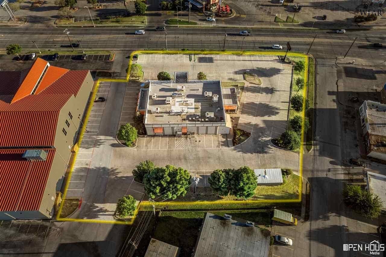 Wichita Falls, TX 76308,3701 CALL FIELD ROAD #Former Hooters restaurant