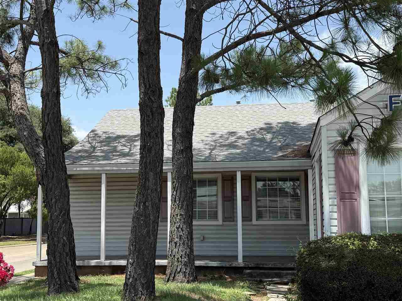 2014 KELL BOULEVARD, Wichita Falls, TX 76301-0000