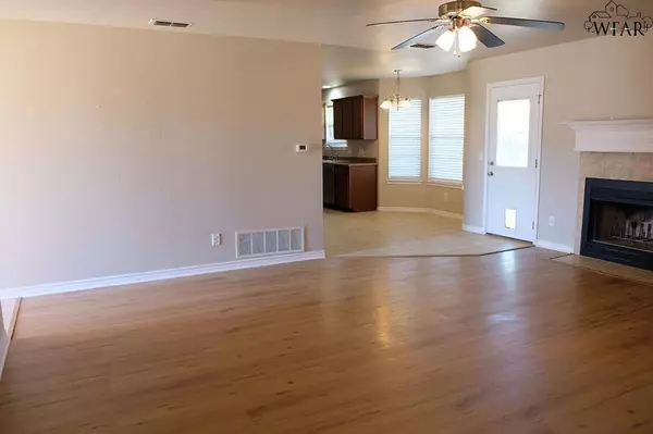 Wichita Falls, TX 76306,5027 CY YOUNG DRIVE