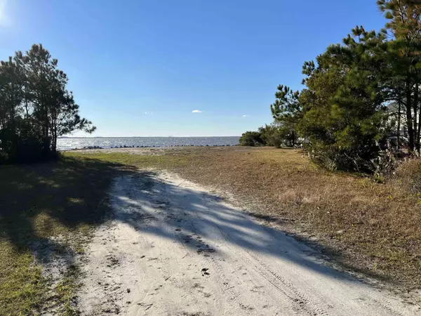 Manteo, NC 27954,150 Battlefield Court #Lot #99