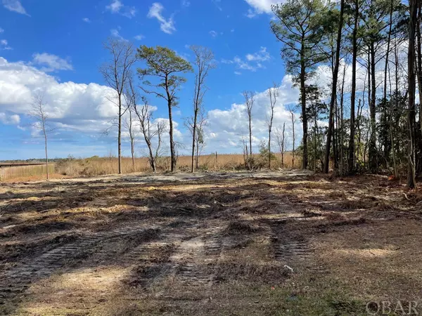 269 Kilmarlic Club #Lot 127, Powells Point, NC 27966