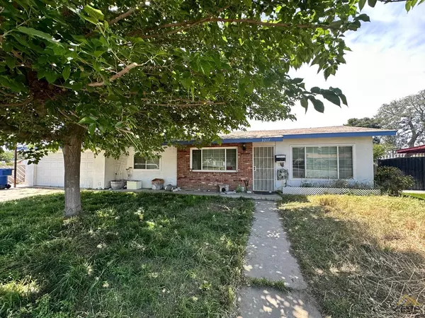 3217 Jenny Court, Bakersfield, CA 93304