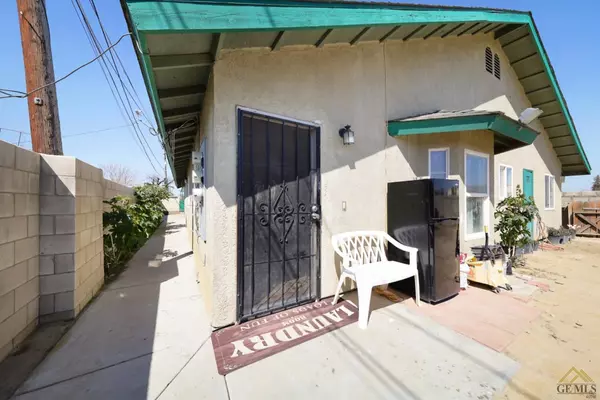 Bakersfield, CA 93307,227 Simon Drive