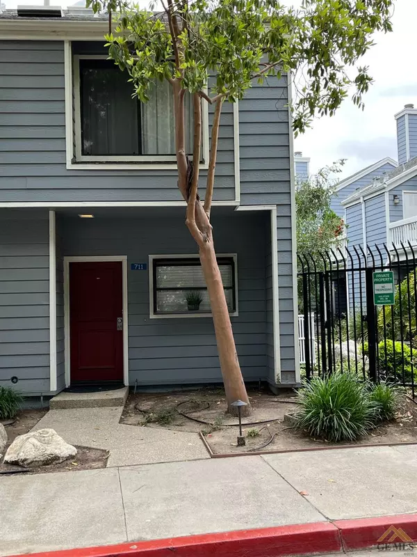 711 Arneill Road, Camarillo, CA 93010