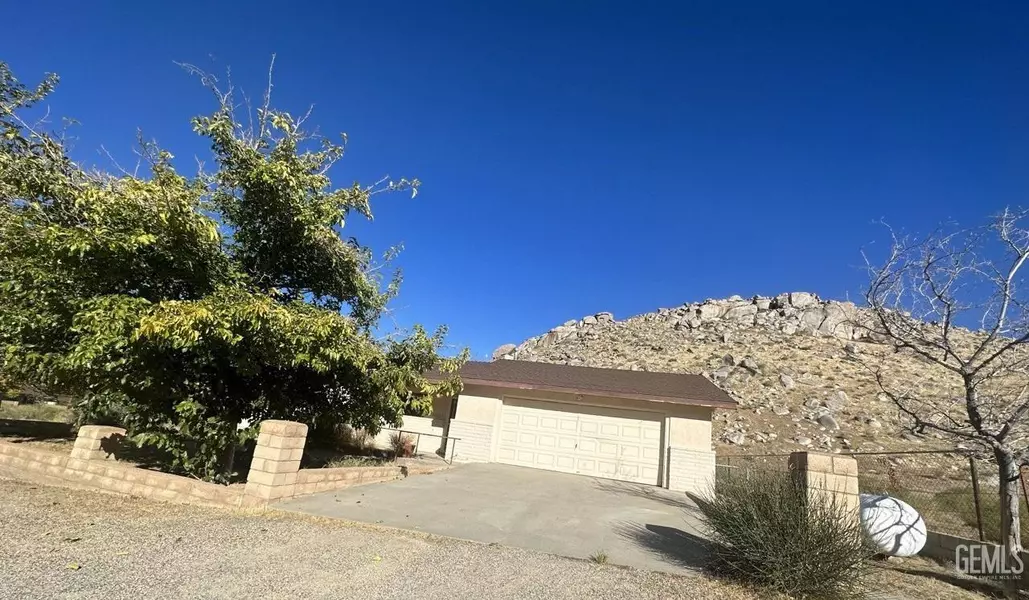 7506 Rabbit Trail, Onyx, CA 93255