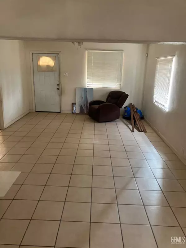 Buttonwillow, CA 93206,164 W 2nd Street