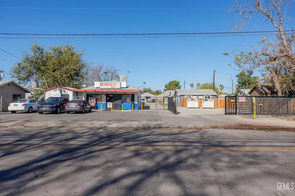 214 Beardsley Avenue, Bakersfield, CA 93308