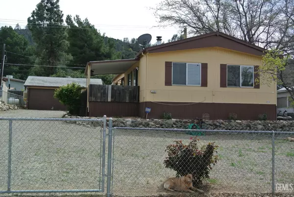 124 Pioneer Place, Bodfish, CA 93205