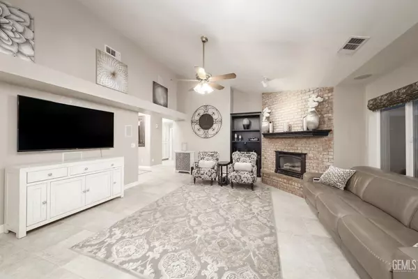 Bakersfield, CA 93311,9205 McInnes Boulevard